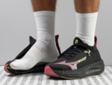 Đánh giá chi tiết giày Mizuno Neo Vista