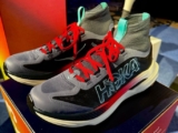 Hoka Tecton X 3: Đánh Giá Toàn Diện về Đôi Giày Chạy Địa Hình Đáng Mong Đợi Năm 2024