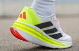 Adidas Adistar 3: Giày Chạy Nhẹ, Êm Ái Với Giá Thành Hợp Lý